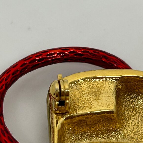 Metropolitan Museum of Art Brooch, inspired by Faberge's Watering Can Red Handle - Picture 9 of 15